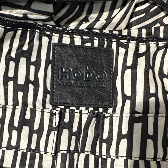 The original Hobo Black Women's Bag - Picture 2 of 10